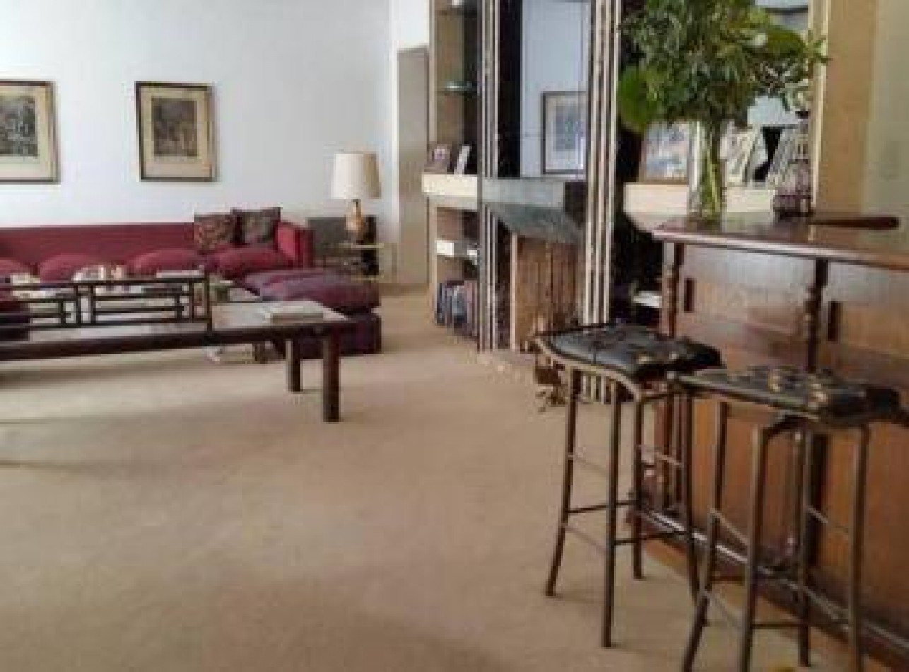Departamento de 6 ambientes en venta en Recoleta