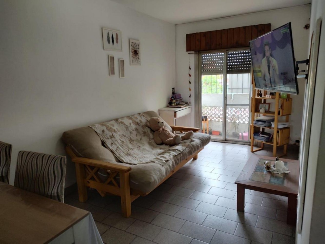 Departamento de 3 Ambientes en Venta en Virreyes.