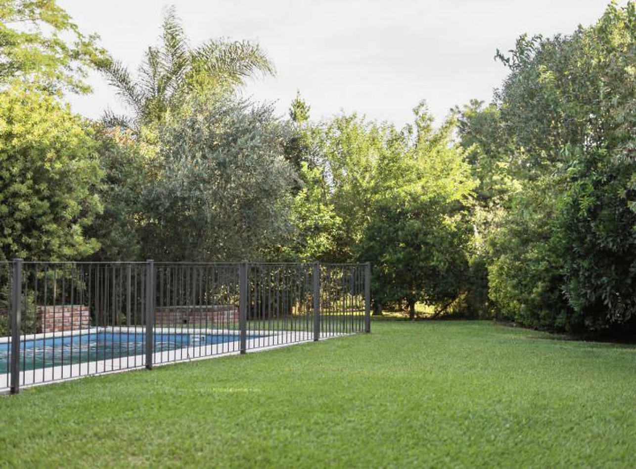 Casa en Venta en Barrio Roble Joven