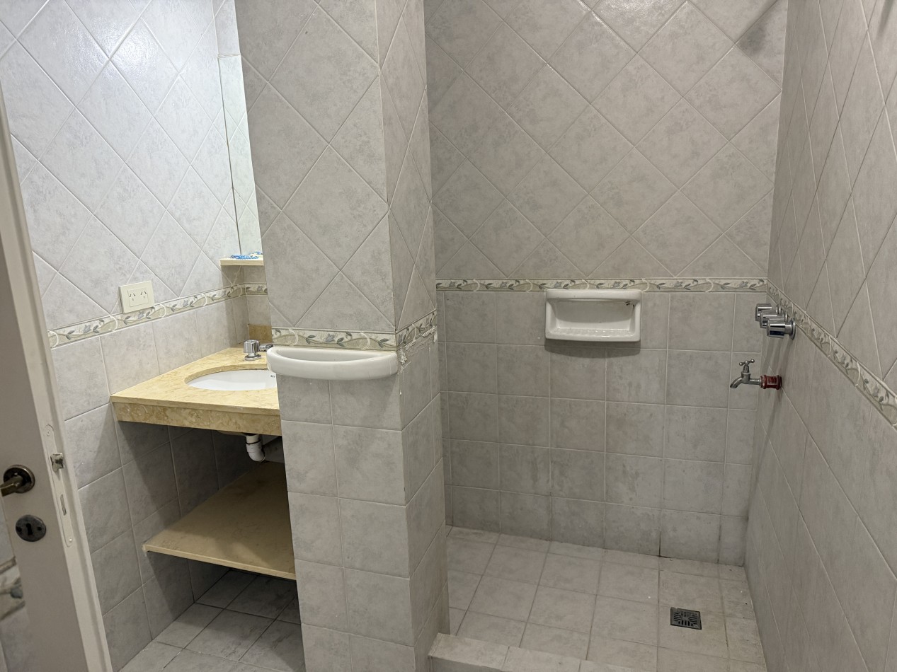 Casa de 3 ambientes en alquiler en Florida 