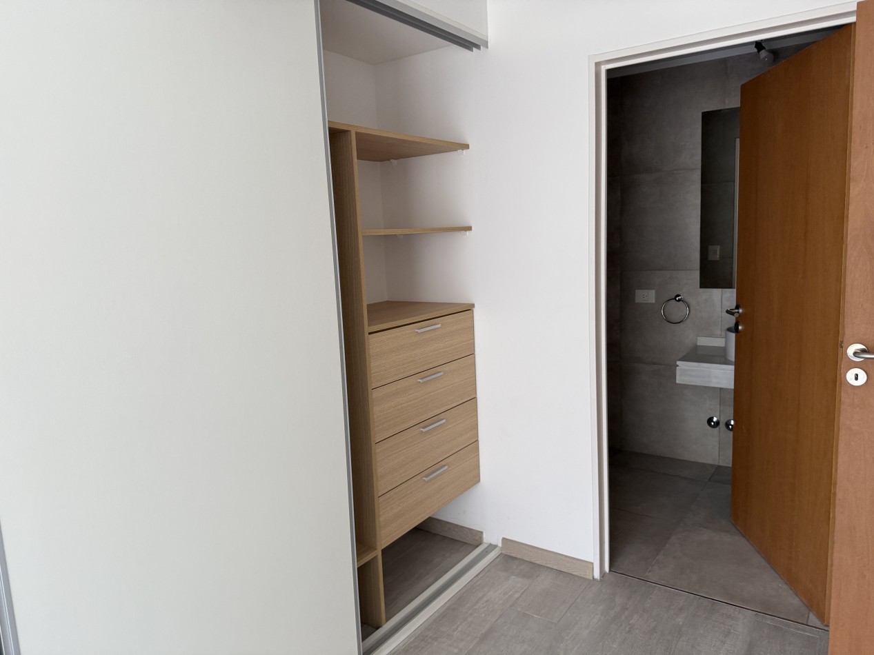 Departamento venta 3 ambientes con cochera y piscina en V. Urquiza