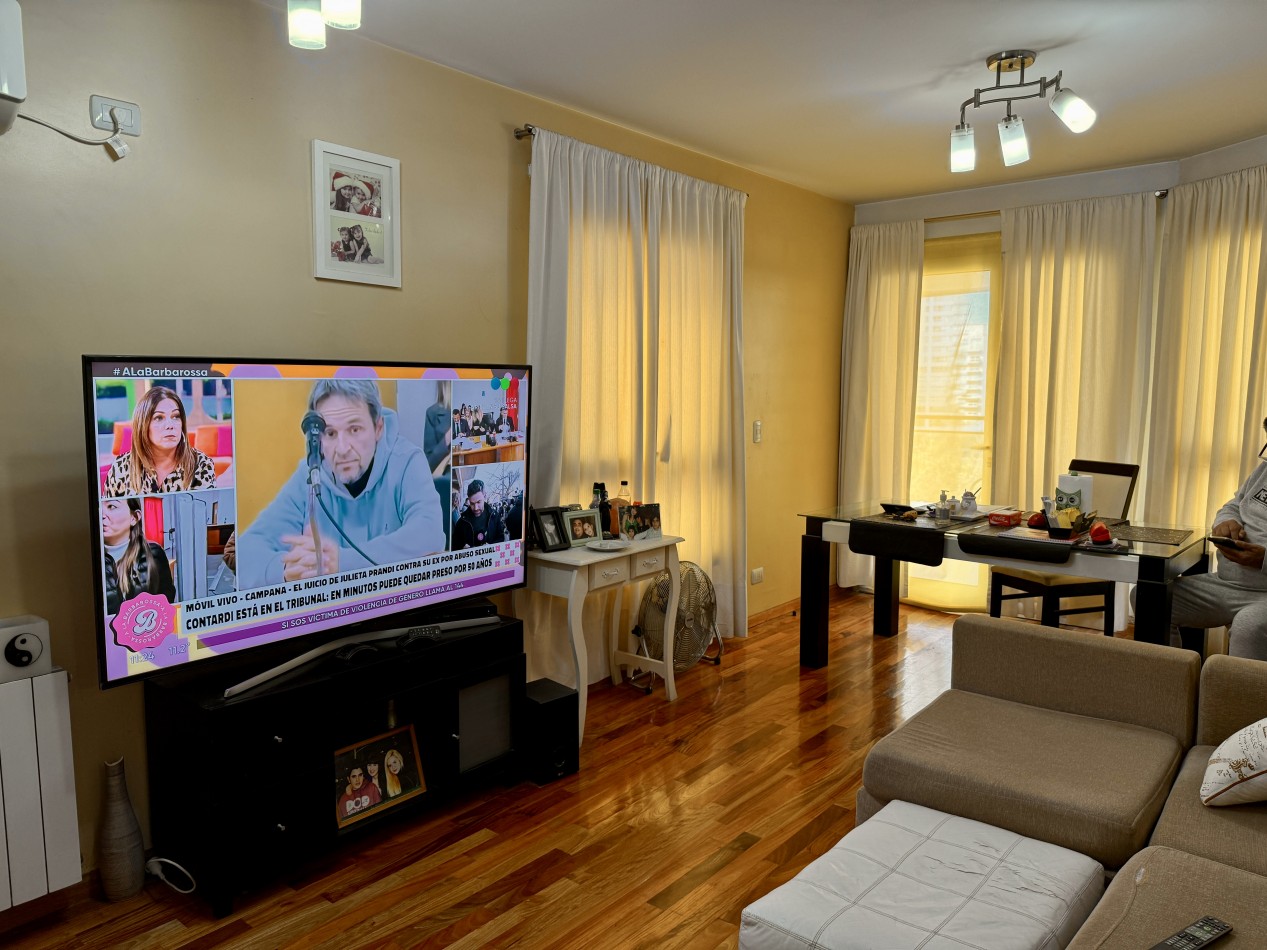 Departamento de 3 ambientes con cochera en venta en La Isla 