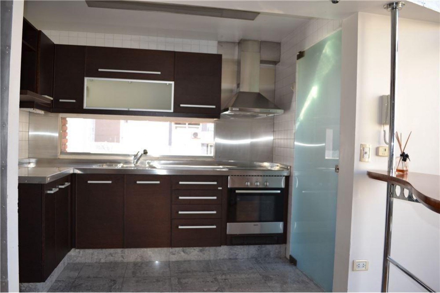 Alquiler Temporal. 2 ambientes con cochera en Cañitas