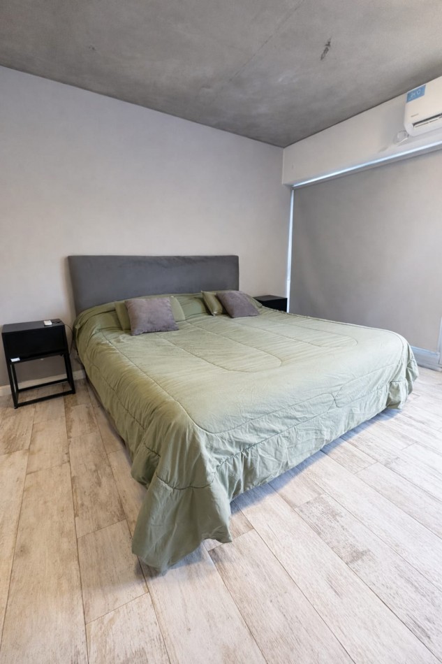 Alquiler temporal. 2 ambientes en duplex en La Palmera. Olivos