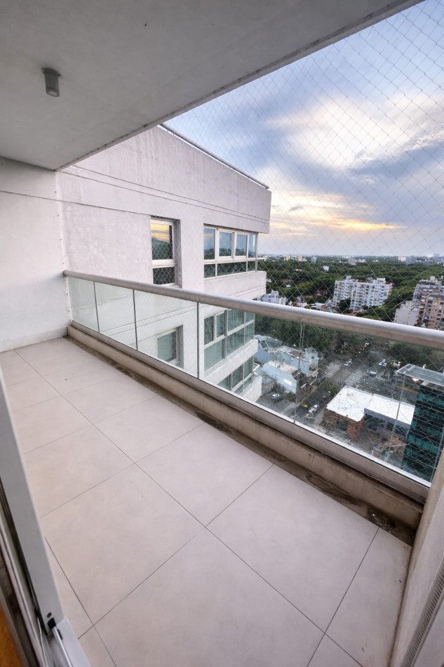 Alquiler temporal. 2 ambientes en duplex en La Palmera. Olivos