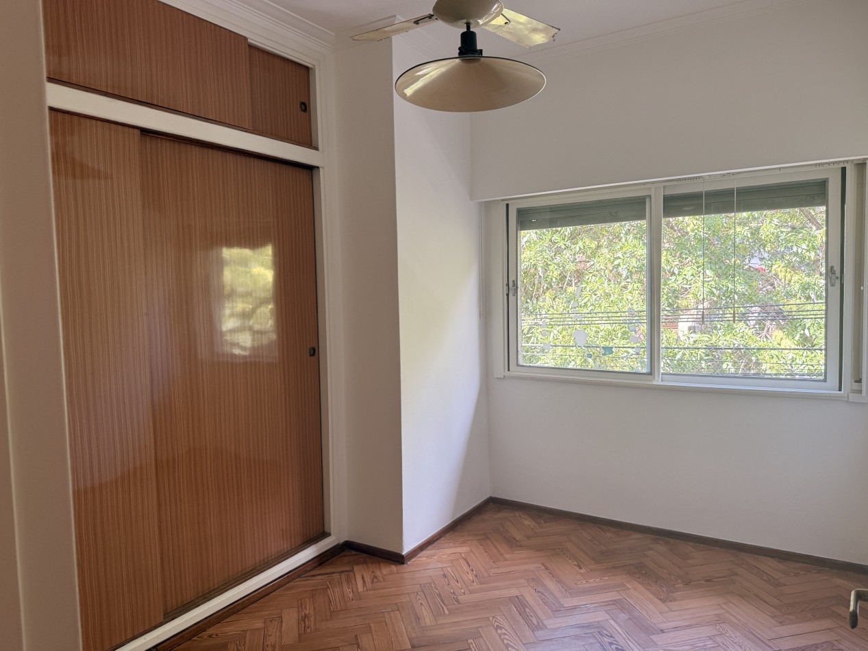 Ph de 4 ambientes en alquiler en Olivos. Sin Expensas!