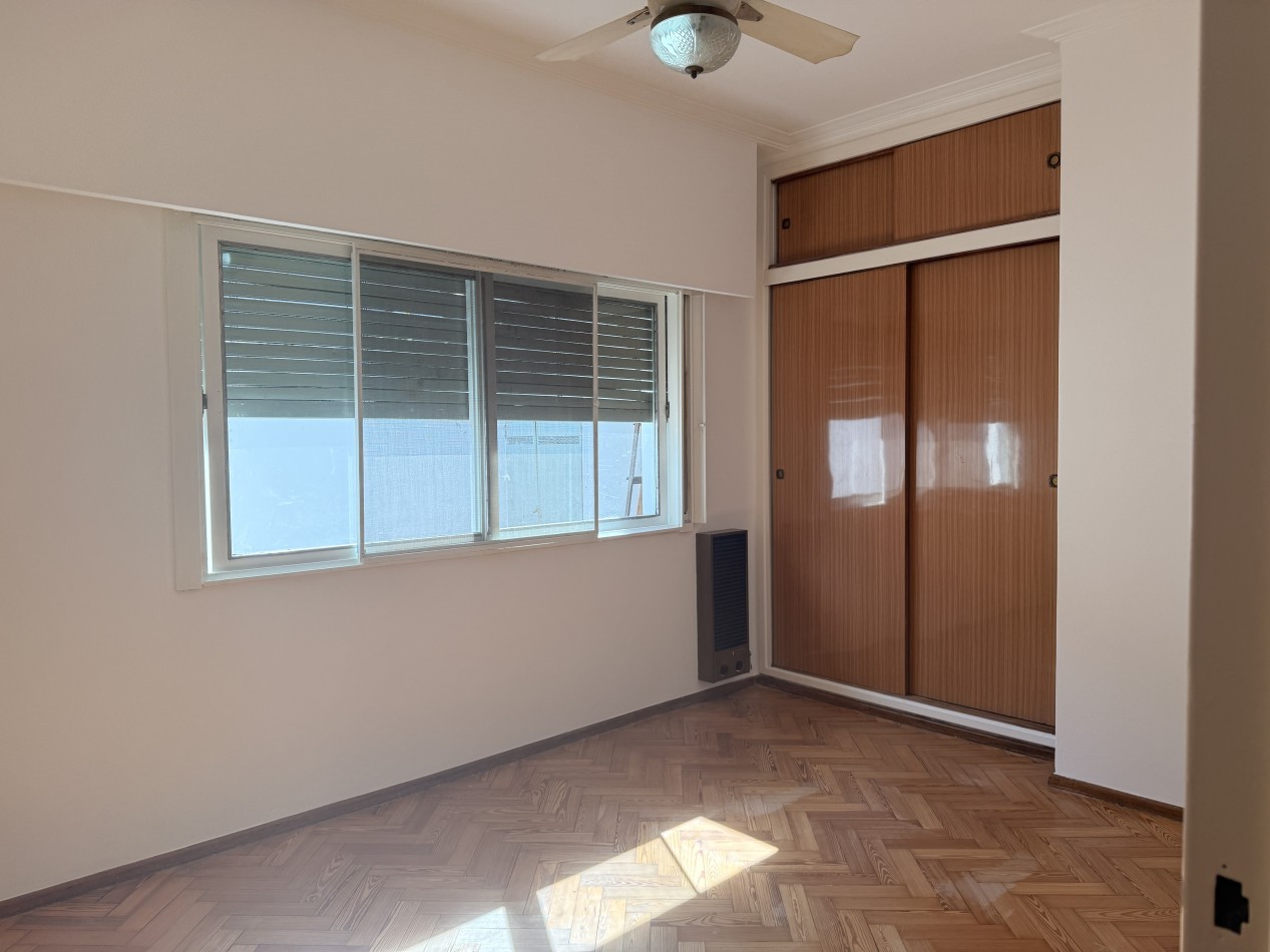 Ph de 4 ambientes en alquiler en Olivos. Sin Expensas!