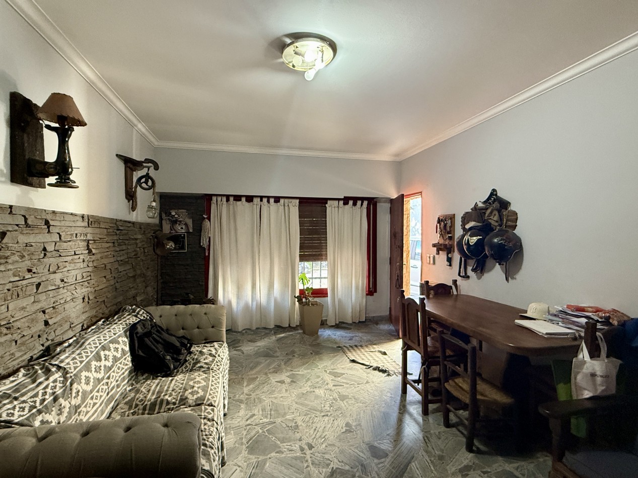 Casa en venta en Saavedra 