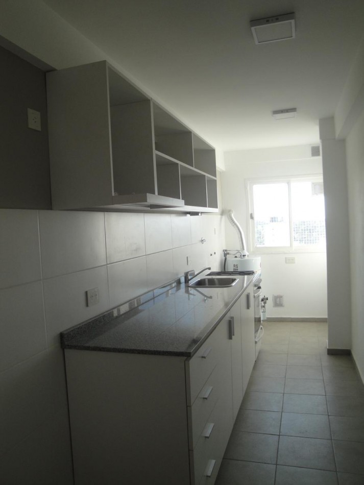 Departamento de 2 ambientes en el Puerto de Olivos 