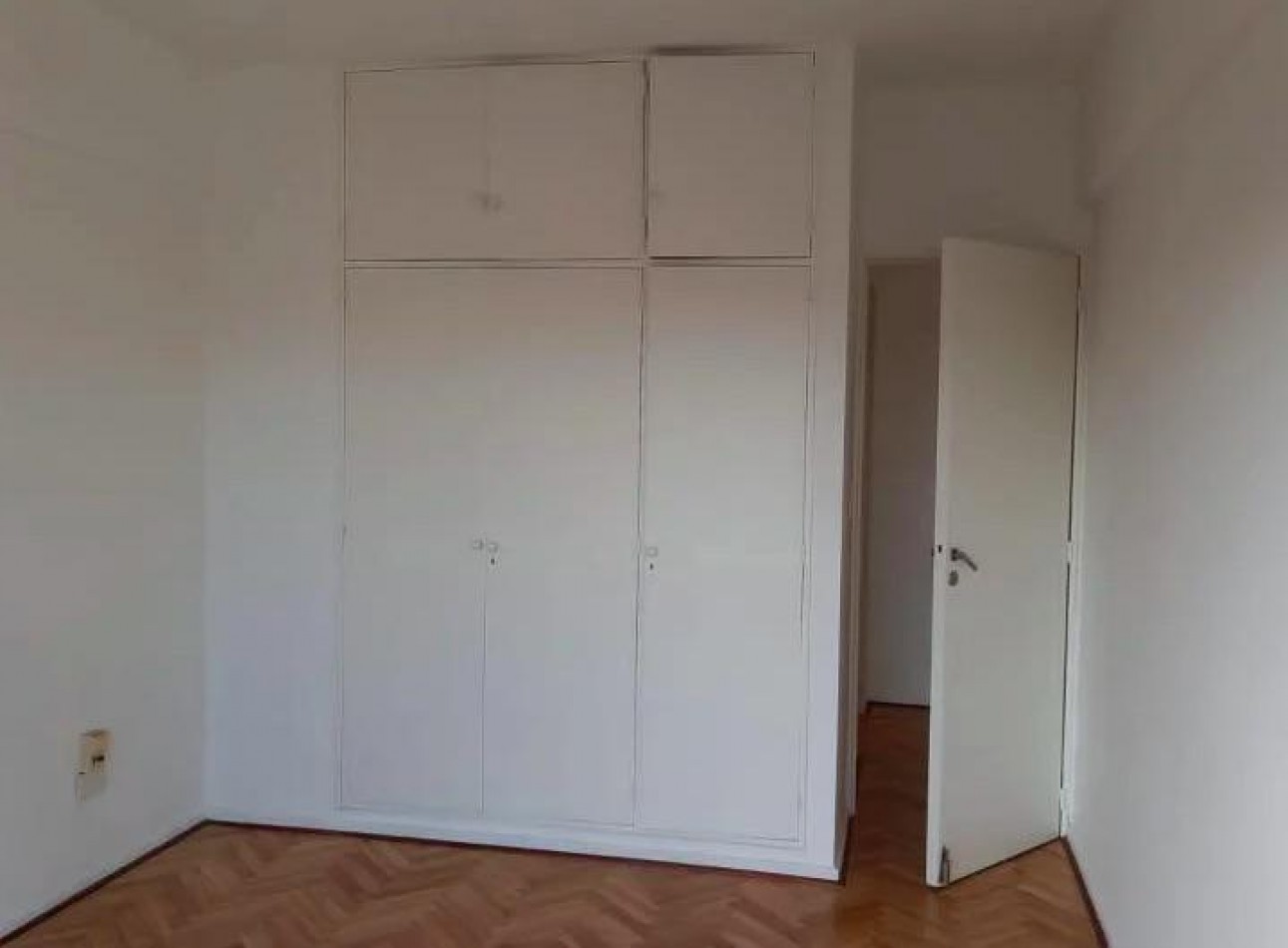 Departamento de 2 ambientes en el Puerto de Olivos 