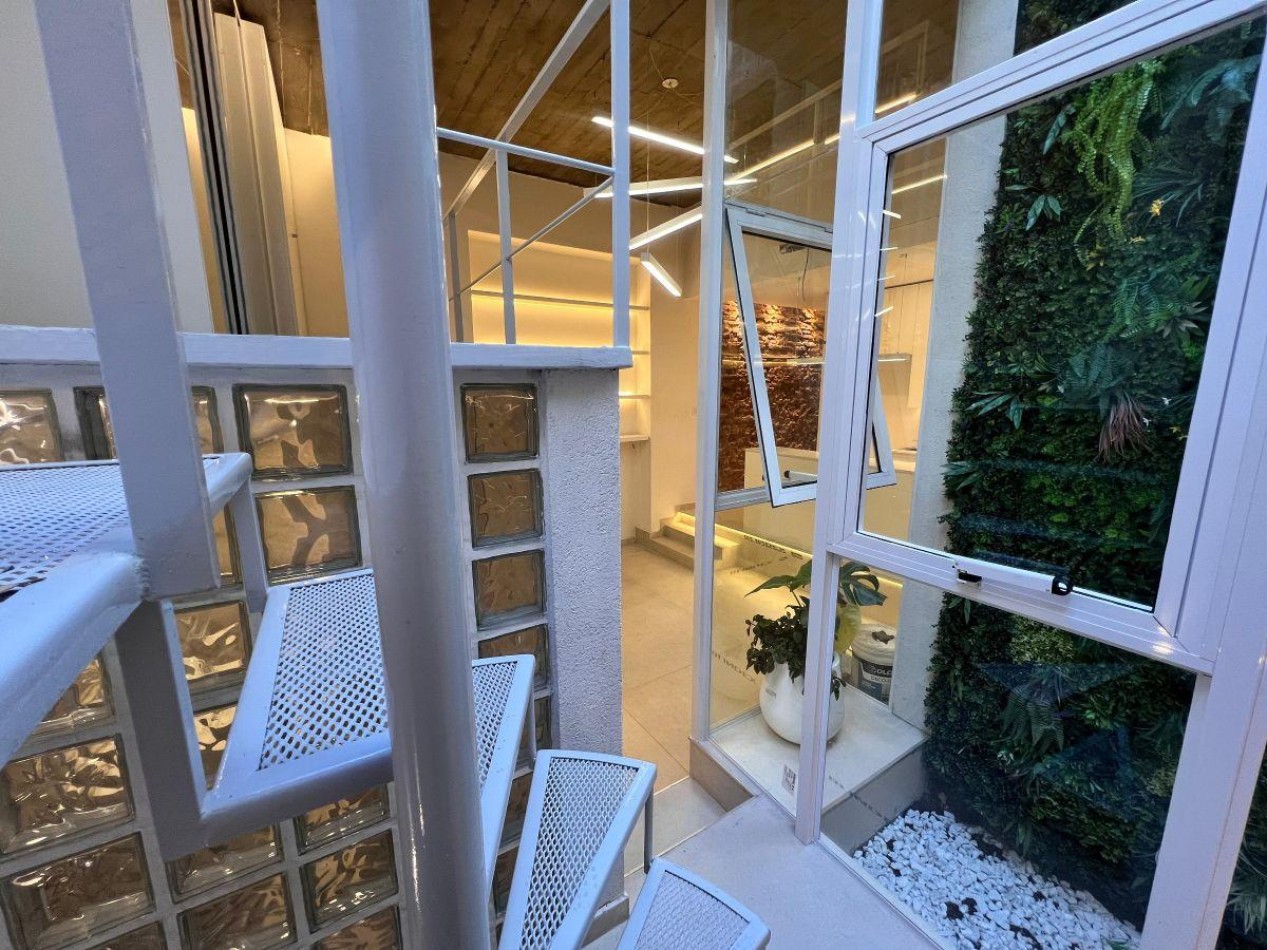 PH 3 ambientes en Venta en Palermo. Totalmente reciclado 