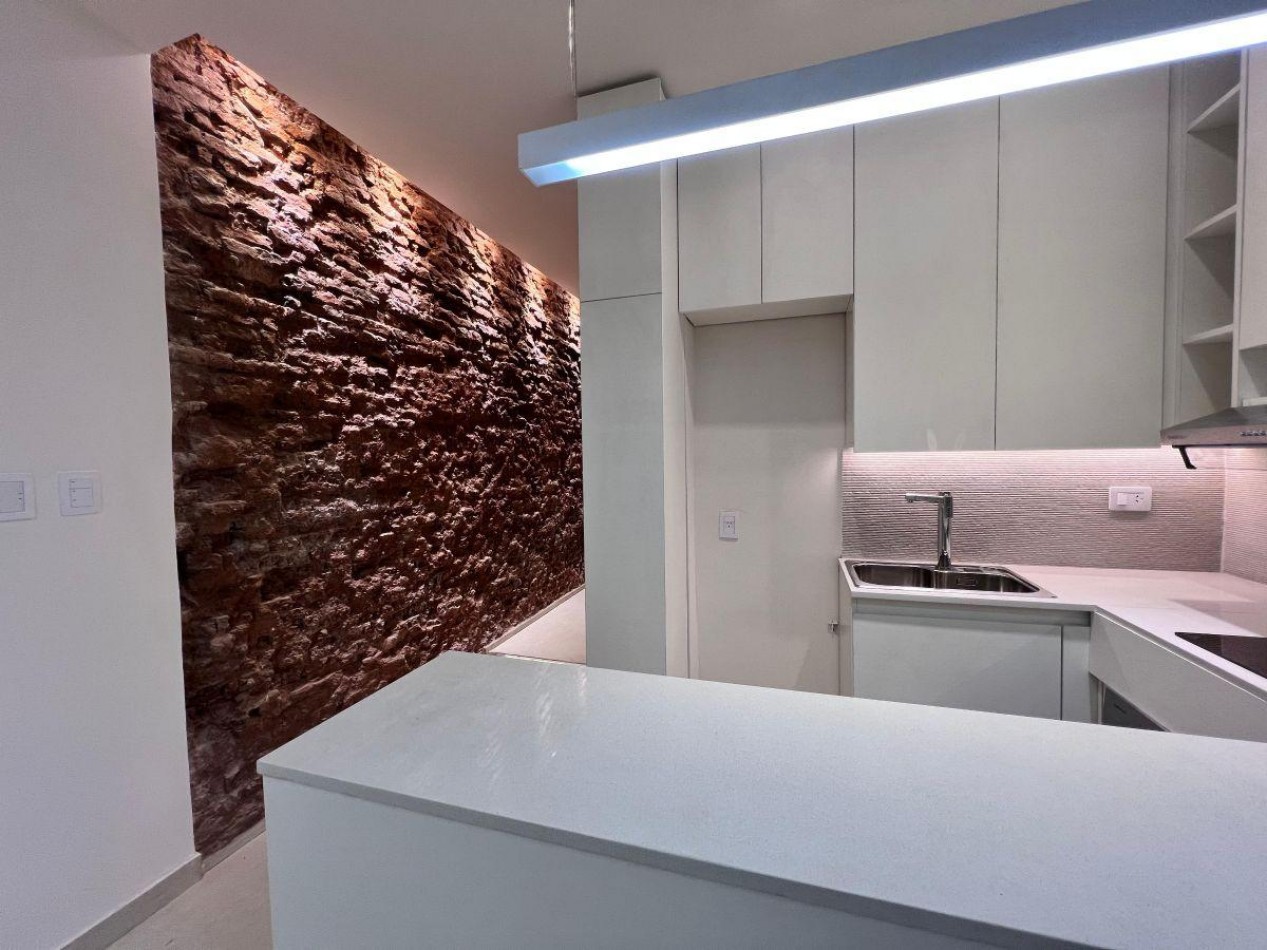 PH 3 ambientes en Venta en Palermo. Totalmente reciclado 