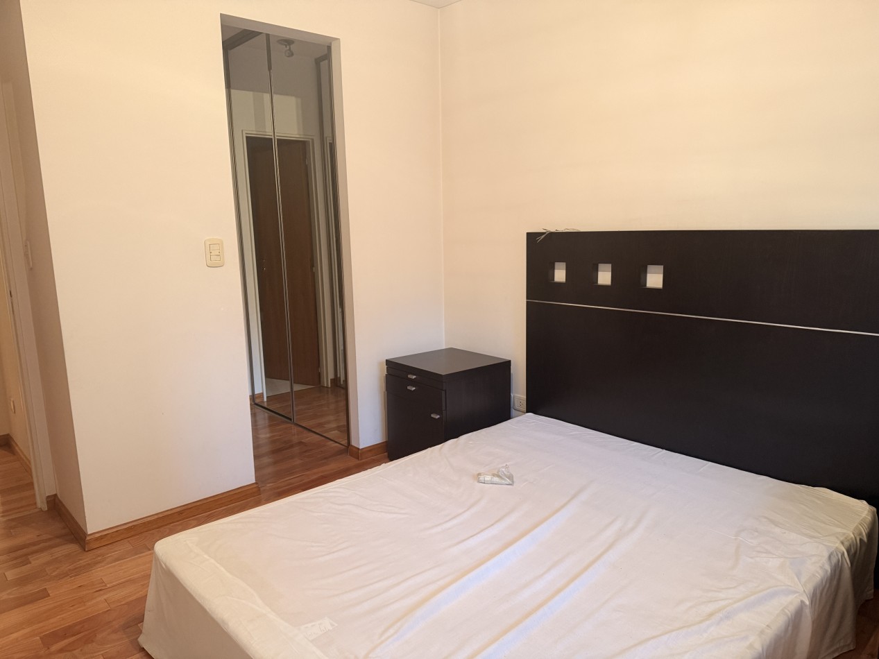 Departamento de 4 ambientes con cochera en alquiler en Villa Urquiza