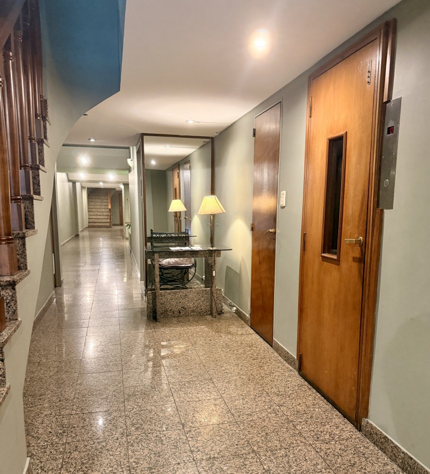 Departamento en venta 3 ambientes con cochera en Recoleta
