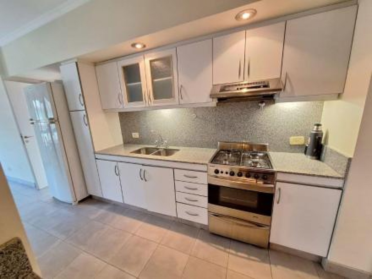 Exclusivo 4 ambientes con cochera doble y amenities en Puerto Madero. 