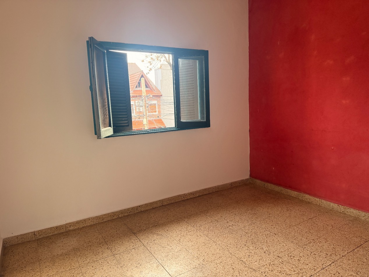 PH de 3 ambientes en venta en Olivos con terraza, parrilla y sin expensas!