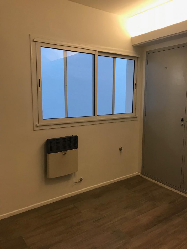 Monoambiente en alquiler Microcentro