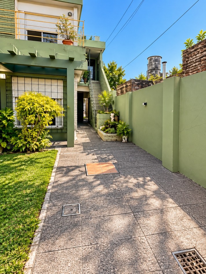 PH de 5 ambientes en venta en Villa Ballester con terraza y Garage