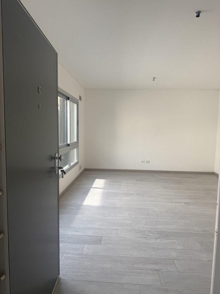  Departamento en venta de 4 ambientes en Villa Urquiza. Cochera, baulera, terraza, jacuzzi, parrilla. 