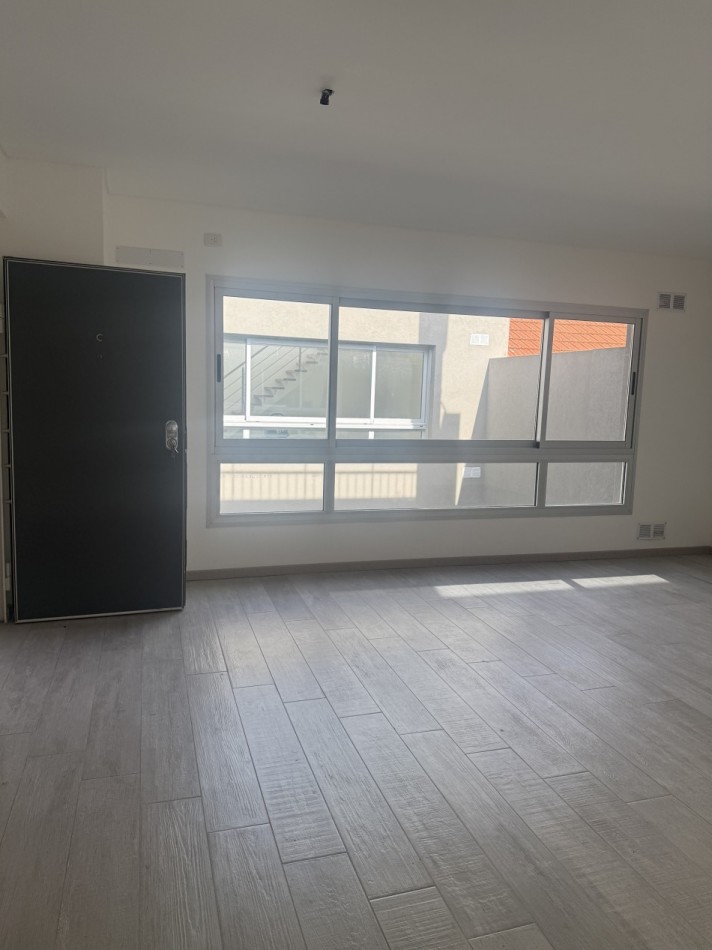  Departamento en venta de 4 ambientes en Villa Urquiza. Cochera, baulera, terraza, jacuzzi, parrilla. 