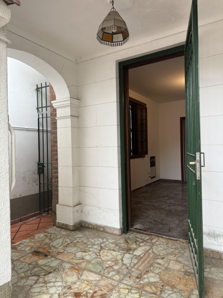 Casa de 3 ambientes en alquiler en Florida 