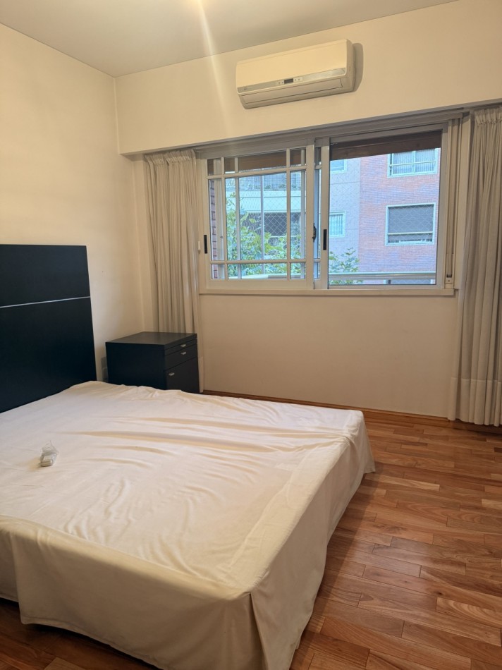 Departamento de 4 ambientes con cochera en alquiler en Villa Urquiza