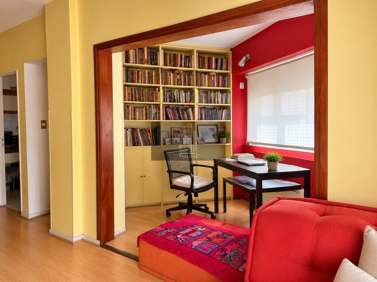 Departamento en venta 3 ambientes con cochera fija cubierta - Piso alto- Balcon - Recoleta 