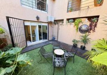 VENTA - 2 AMBIENTES CON JARDIN PROPIO, COCHERA Y BAULERA - SAN FERNANDO