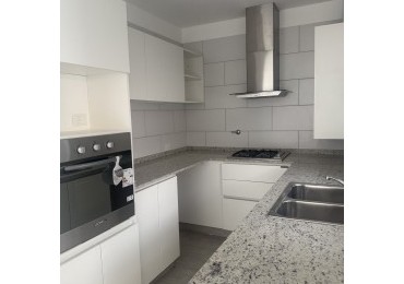  Departamento en venta de 4 ambientes en Villa Urquiza. Cochera, baulera, terraza, jacuzzi, parrilla. 