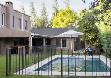 Casa en Venta en Barrio Roble Joven 
